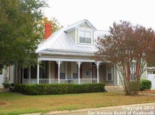 1158 25th St, Hondo, TX 78861