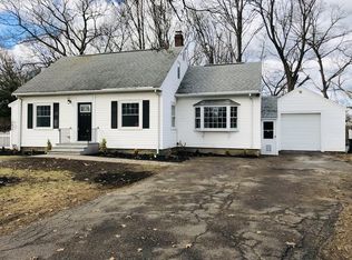 33 Cypress Rd, Wrentham, MA 02093
