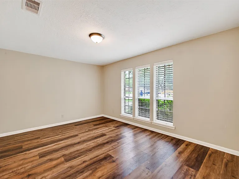 18111 Shireoak Dr — Photo 25