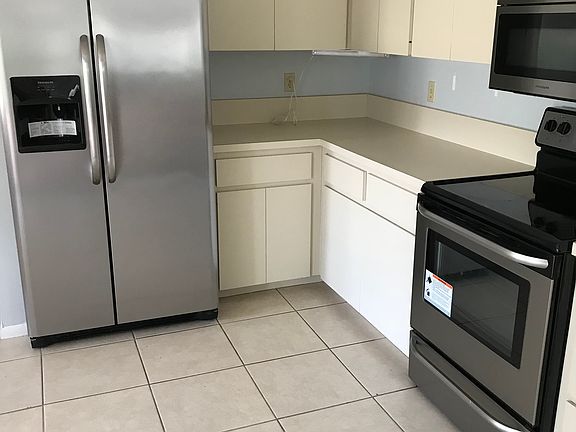 4th image of 4760 Ringwood Mdw