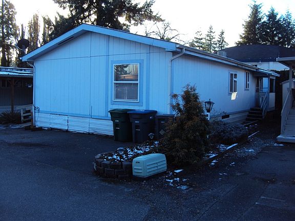 4th image of 24222 54th Ave W Unit 54