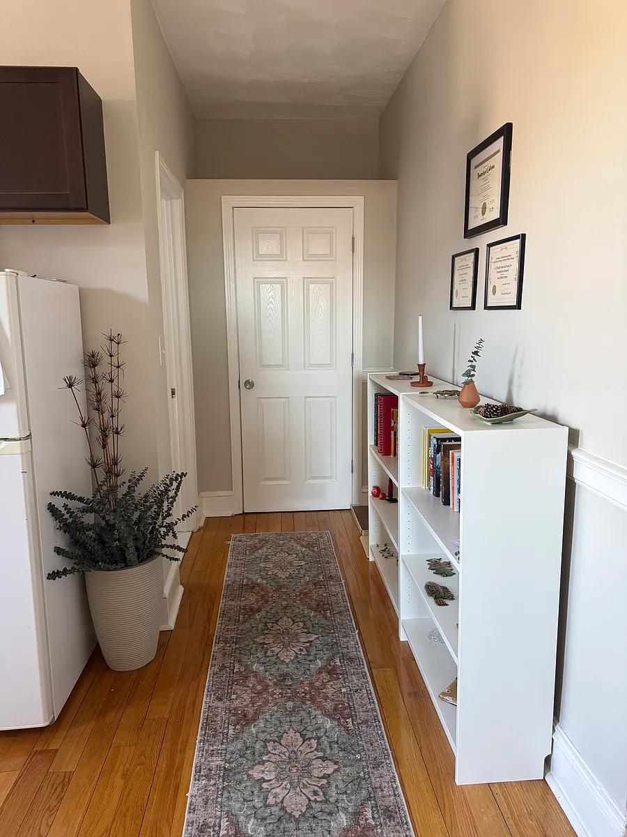 Photo 2 of 24 - 1197 Commonwealth Ave #16 - Boston, MA Building Photo - 1197 Commonwealth Ave #16