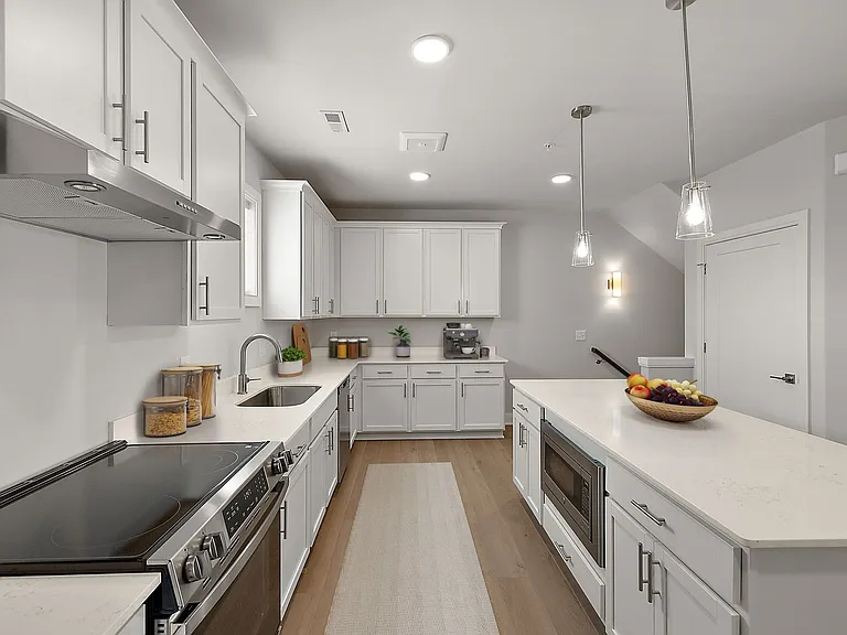 Mystic Cove - Luxury Lakefront Living — Photo 58