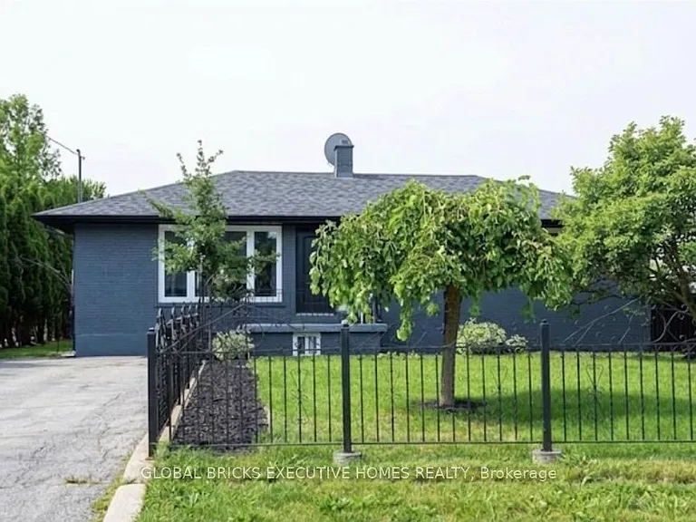 384 Ashbury Rd — Photo 2