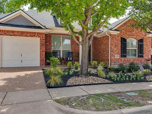 3rd image of 4529 Shamrock Dr