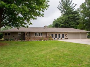 56326 Erickson Dr, Mishawaka, IN 46545