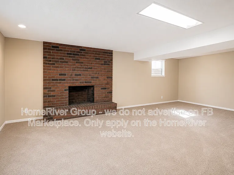 1609 SW 20th St — Photo 2