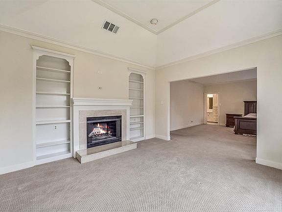 4th image of 1605 Nantucket Dr APT B