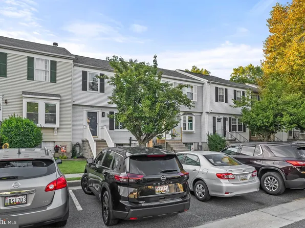 1936 Newhaven Dr, Baltimore, MD 21221