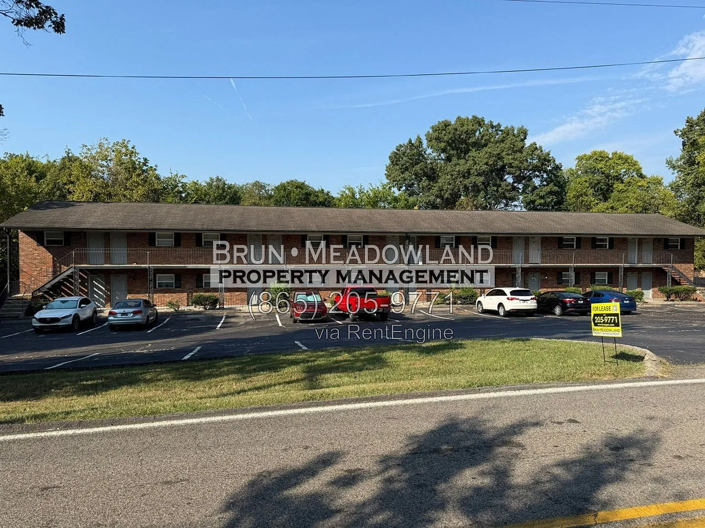 1 bed, 1.0 bath, 490 sqft, $995 — Photo 2