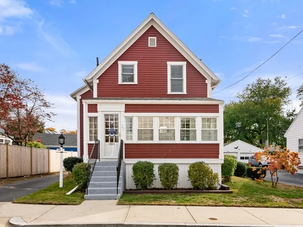 27 Pratt St, Melrose, MA 02176