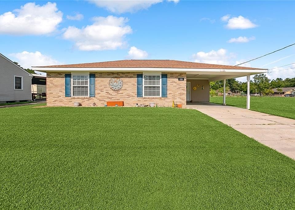 1st image of 115 Destrehan Dr