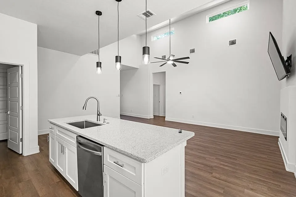 Building Photo - 3015 Brazos River Dr