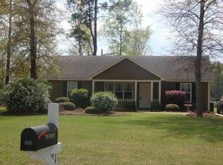 158 Nacoochee Dr, Leesburg, GA 31763