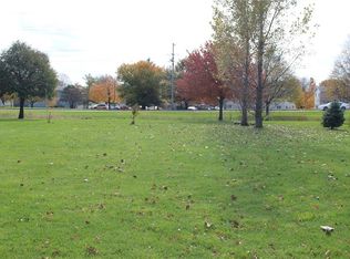 2516 Camden Dr, Ames, IA 50010