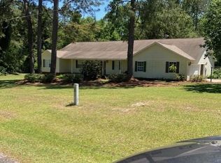 82 Fox Trl, Douglas, GA 31535