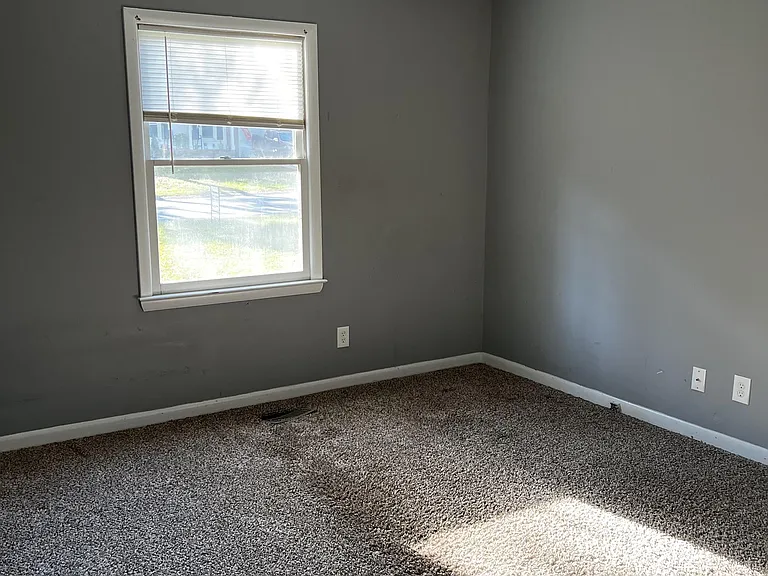 735 Prestige Blvd — Photo 6