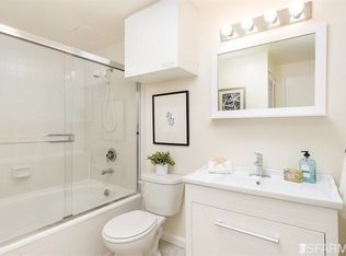 3840 Greenwood Ave, Oakland, CA 94602