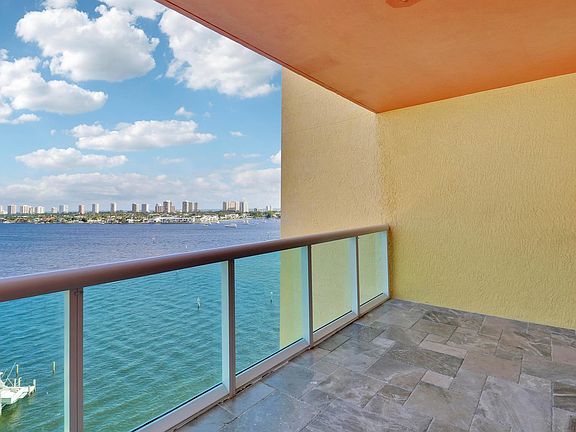 4th image of 2650 Lake Dr Unit 1105