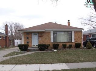 23480 Marlow St, Oak Park, MI 48237