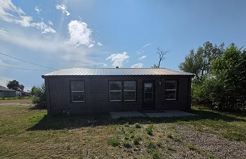 2116 York Ave Photo 1
