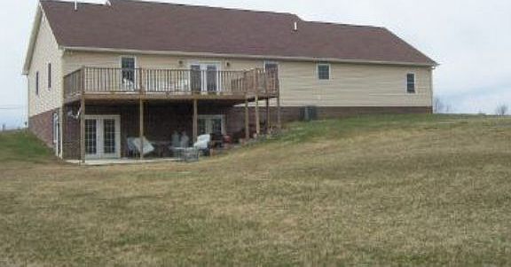 2nd image of 583 Kings Grove Ln