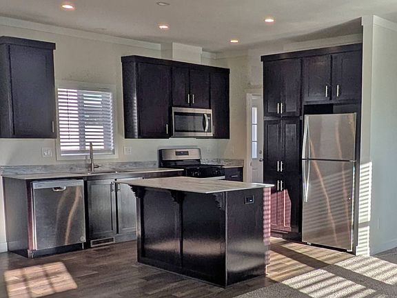 3rd image of 6656 Pentz Rd Space 66