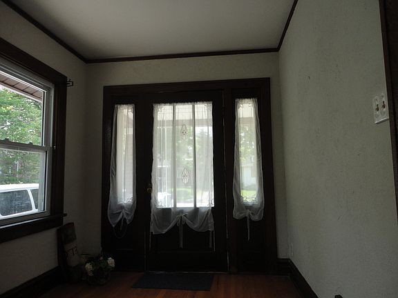 5th image of 119 S Princeton Ave