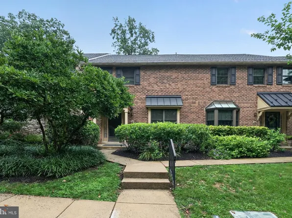 105 Putney Ln #105, Malvern, PA 19355