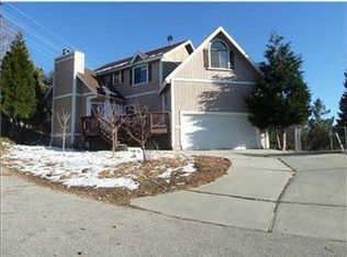 1164 Grass Valley Rd, Lake Arrowhead, CA 92352