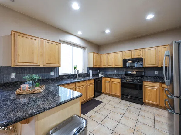25422 N 68th Drive, Peoria, AZ 85383