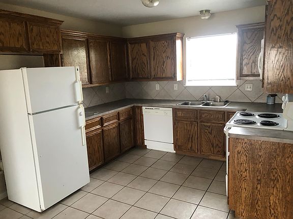 2nd image of 1503 Golden Eagle Ct #B
