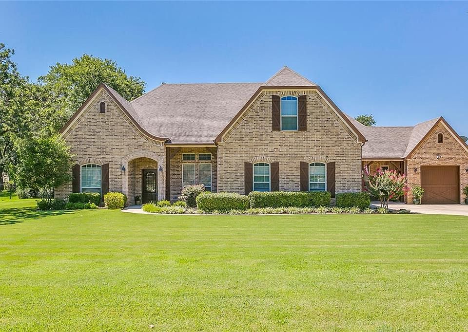 1st image of 816 Tye Crossing Ct