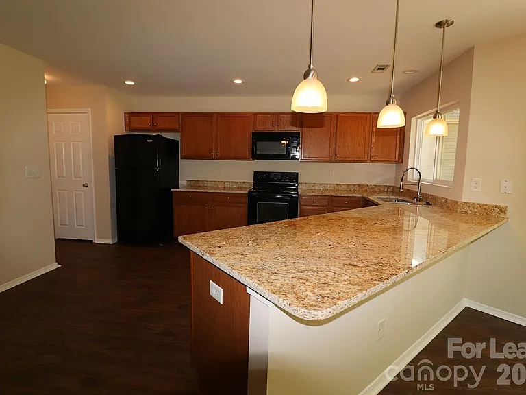 13011 Lake Erie Ln — Photo 15
