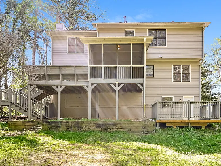 120 Tanglewood Dr — Photo 18