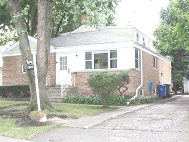 2nd image of 2049 Sunset Dr
