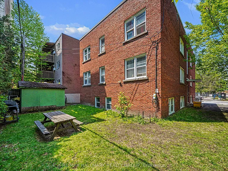 234 Frank St #2 — Photo 18
