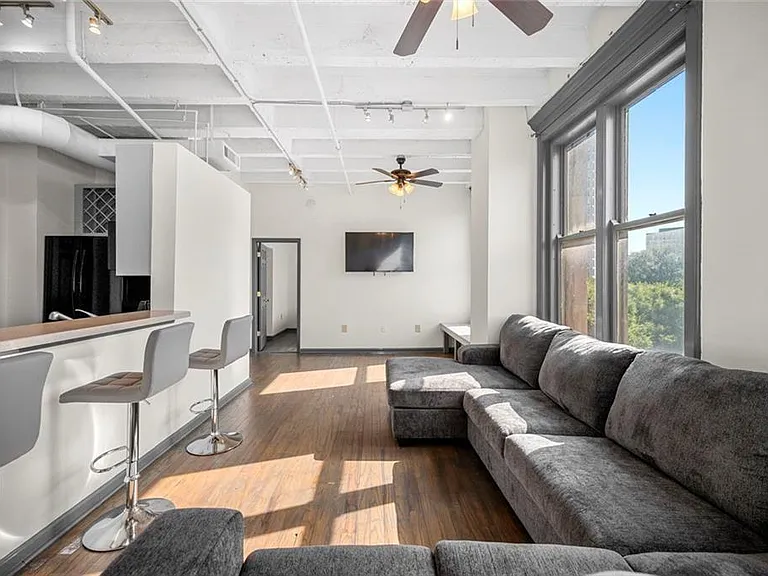 32 Peachtree St NW #508 — Photo 11