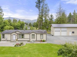 38047 Braack Ln, Concrete, WA 98237