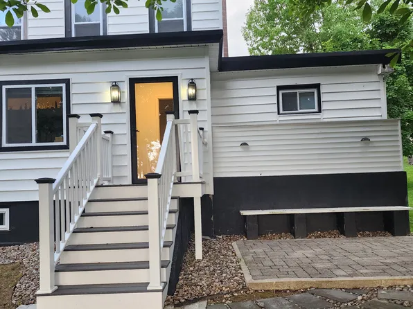 9 Prospect St, Marlboro, NY 12542