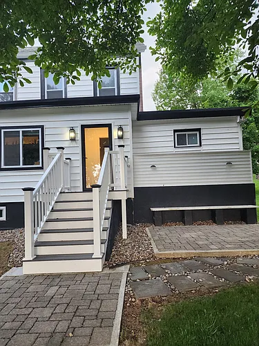 9 Prospect St Photo 1