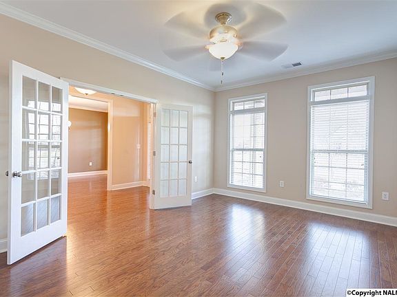 5th image of 4711 Old Maple Ct SE