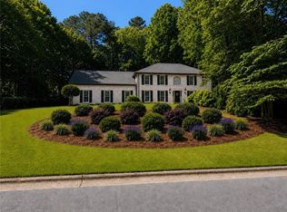890 Ferncroft Ct, Roswell, GA 30075