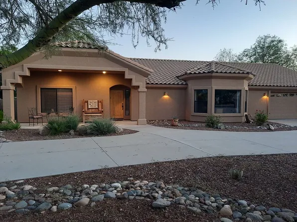 2755 W Palomino Dr, Wickenburg, AZ 85390