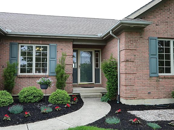 4th image of 2971 Parkwood Dr