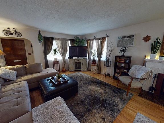 4th image of 113 Delmas St