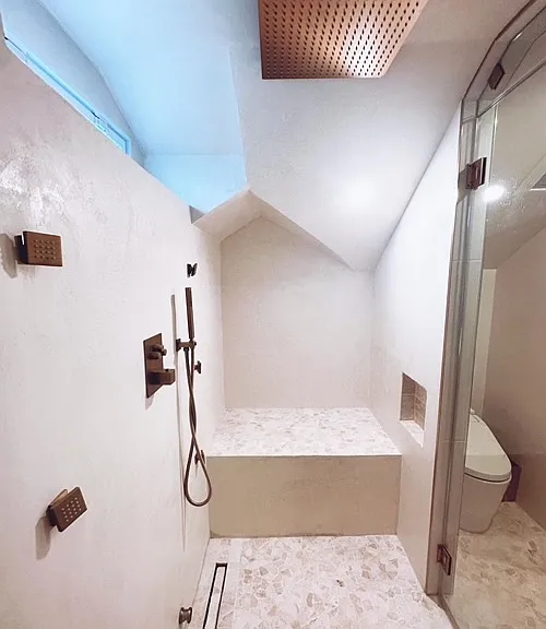 upstairs primary bathroom en suite steam shower