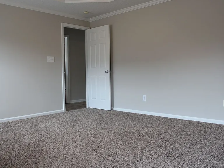 1122 Reflex St — Photo 8