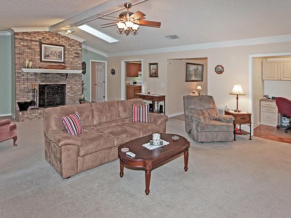 5th image of 4064 Quarterhorse Ct