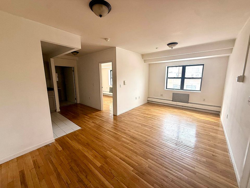 1st image of 28-14 31st St #5